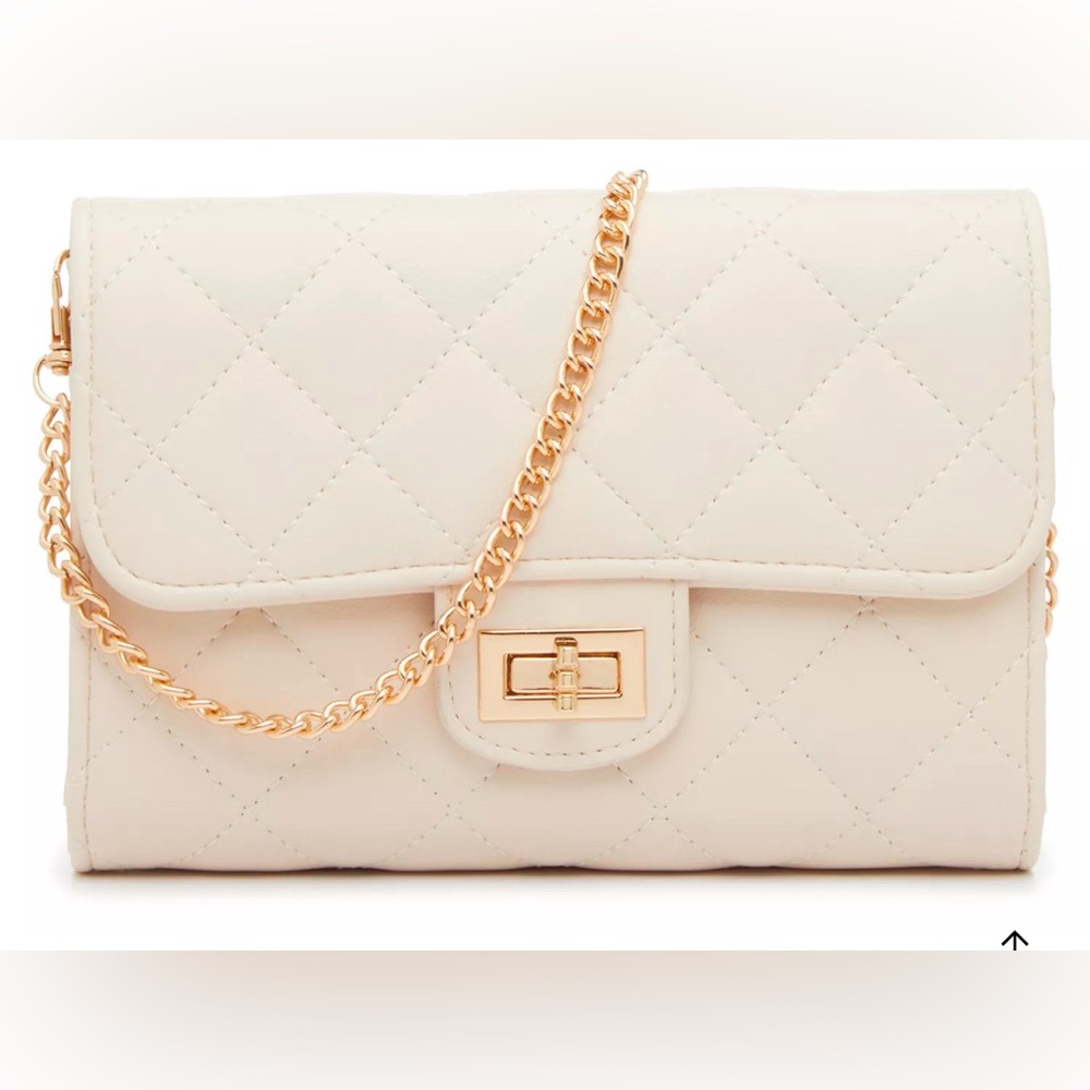 NWOT Kelly & Katie Chloe Crossbody Purse, Color: Off White